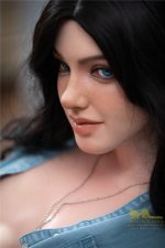 Irontech | Ivy - 5ft (152cm) Silicone Sex Doll - Imagem 2