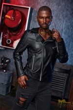 Irontech | Kevin - 5ft7 (170cm) Ebony Silicone Male Sex Doll - immagine 2